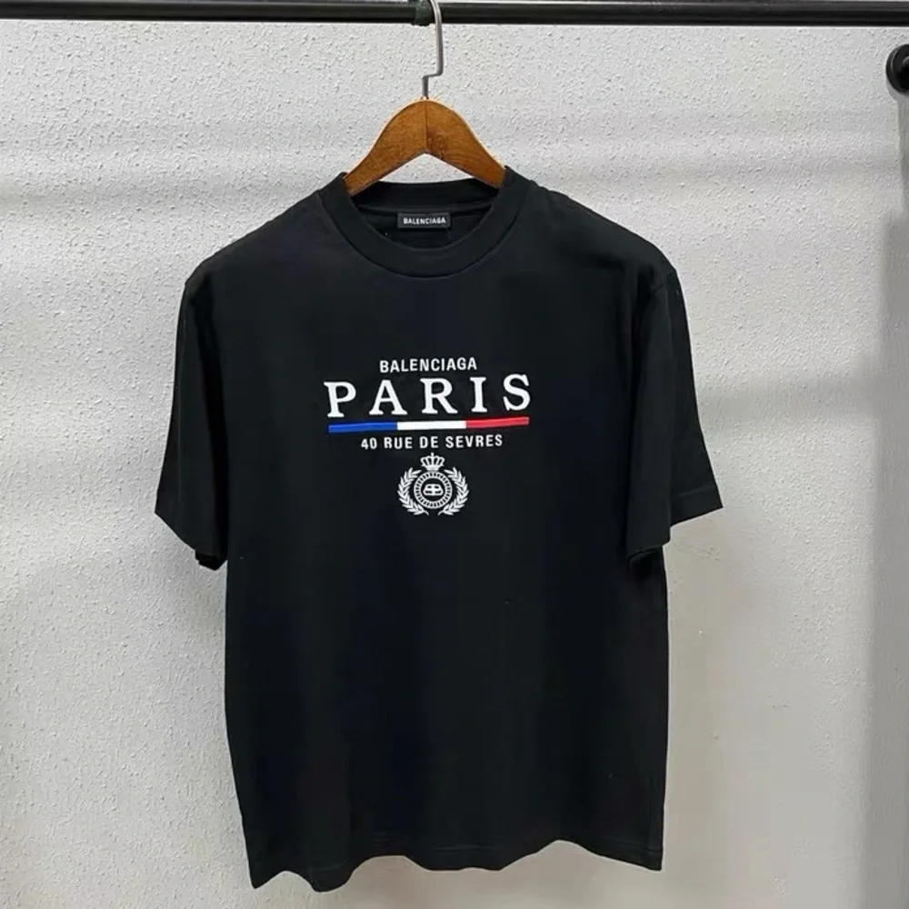 🚩steal authentic Balenciaga Black Graphic Tee - Picture 1 of 4